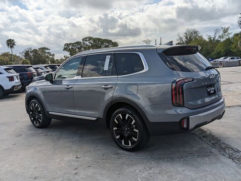 Certified 2023 Kia Telluride SX Prestige image 6