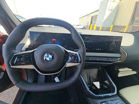 Used 2025 BMW X3 xDrive30i AWD/4WD image 4