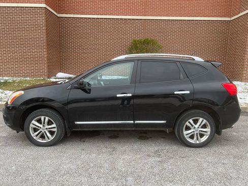 Used 2012 Nissan Rogue SV w/ Premium Pkg image 4