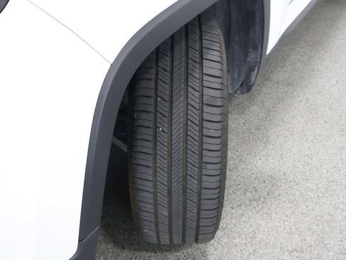 Used 2015 Jeep Cherokee Latitude FWD image 4