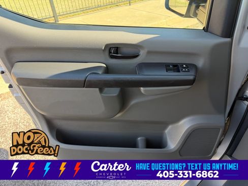 Used 2017 Nissan NV 3500 SL RWD image 26