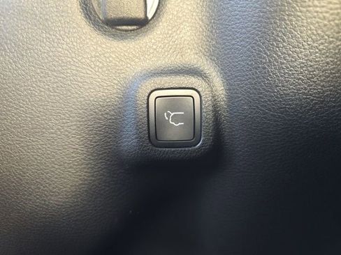 Certified 2023 Jeep Compass Trailhawk w/ Trailhawk Elite Group image 30