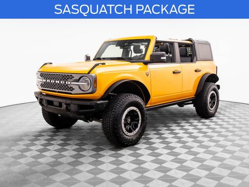 Used 2022 Ford Bronco Badlands w/ Sasquatch Package image 3