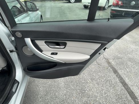 Used 2012 BMW 335i Sedan RWD image 26