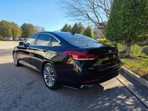 Used 2016 Hyundai Genesis 3.8 image 3