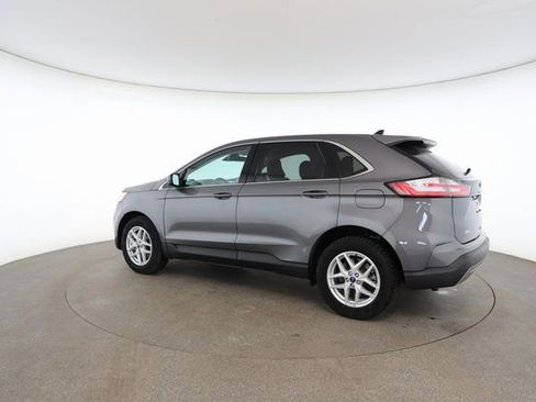 Used 2022 Ford Edge SEL image 9