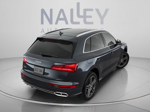 Used 2018 Audi SQ5 Premium Plus w/ S Sport Package AWD/4WD image 4