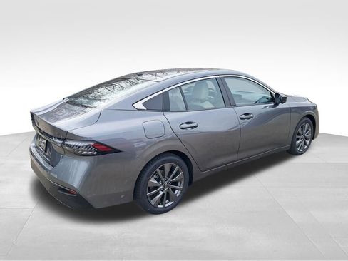 New 2026 Nissan Sentra SL w/ Floor Mat Package image 5