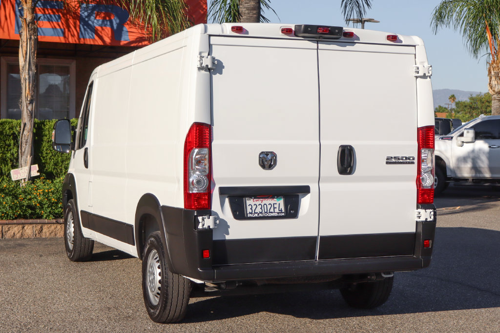 Used 2025 RAM ProMaster 2500 FWD image 6