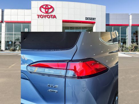 Used 2026 Toyota Corolla Cross XLE w/ Convenience Package AWD/4WD image 7