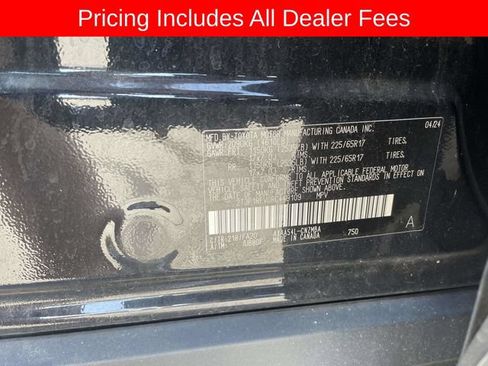 Used 2024 Toyota RAV4 XLE AWD/4WD image 35