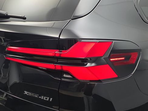 New 2026 BMW X5 xDrive40i w/ Executive Package AWD/4WD image 33