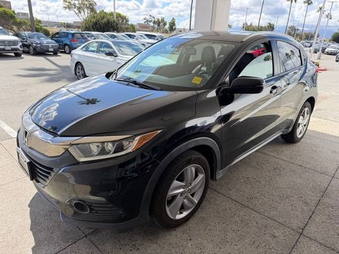 Used 2019 Honda HR-V EX-L image 1