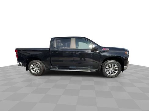 Used 2021 Chevrolet Silverado 1500 LT AWD/4WD image 9