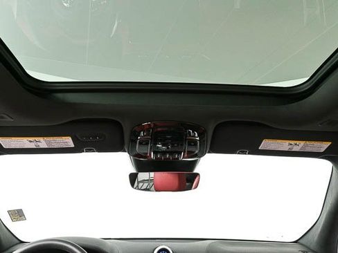 New 2025 Maserati Grecale Modena image 21