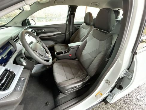 New 2027 Chevrolet Bolt LT w/ Comfort Package FWD image 18