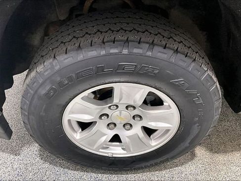 Used 2018 Chevrolet Silverado 1500 LT w/ True North Edition image 36