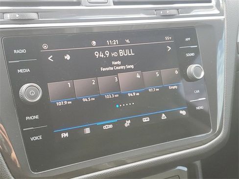 Certified 2023 Volkswagen Tiguan SE image 29