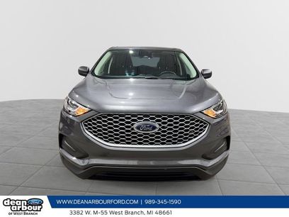 Used 2024 Ford Edge SE