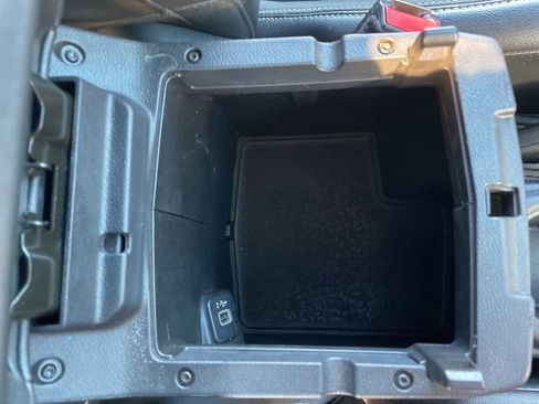 Used 2021 Jeep Wrangler Sport image 42