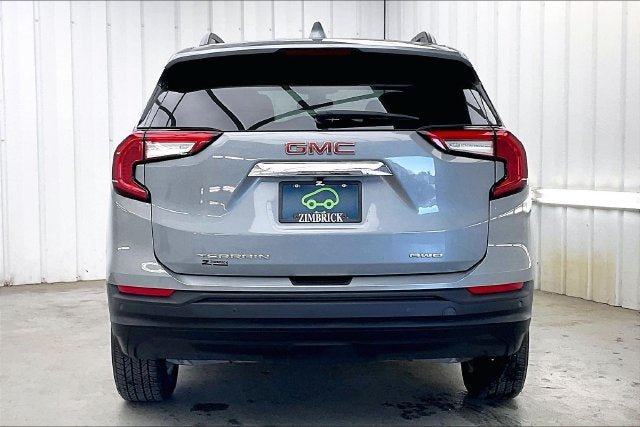 Certified 2023 GMC Terrain SLE w/ Driver Convenience Package AWD/4WD image 4