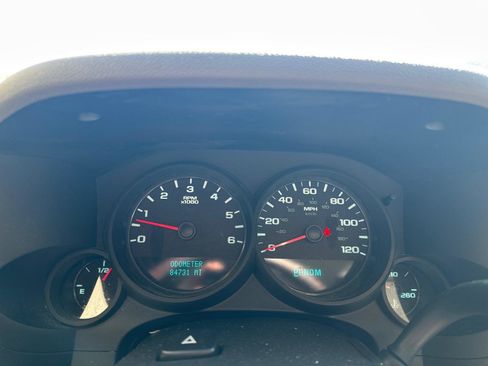Used 2012 Chevrolet Silverado 1500 W/T RWD image 7
