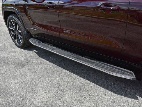 New 2025 GMC Sierra EV Denali image 8