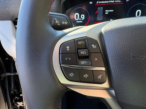 New 2026 Ford Explorer Active w/ Active Comfort Package RWD image 11
