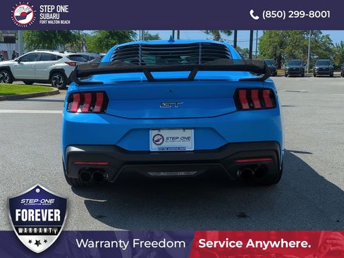 Used 2025 Ford Mustang GT RWD image 6