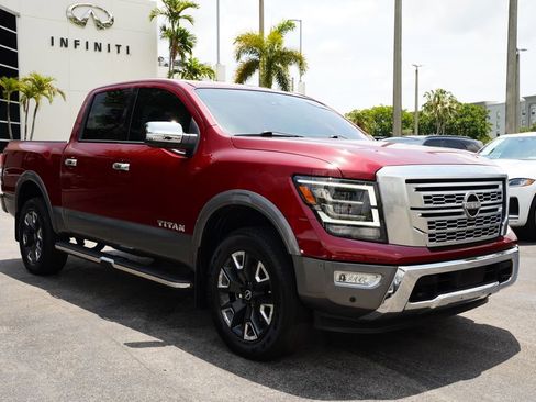 Used 2024 Nissan Titan Platinum Reserve w/ Moonroof Package AWD/4WD image 12