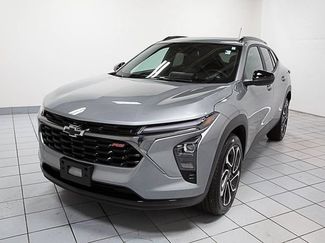 Certified 2025 Chevrolet Trax RS w/ Sunroof Package FWD video 1