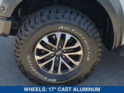 Used 2019 Ford F150 Raptor w/ Equipment Group 802A Luxury AWD/4WD image 9