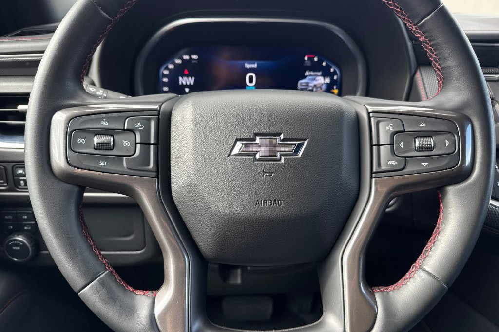 Used 2023 Chevrolet Tahoe RST AWD/4WD image 28
