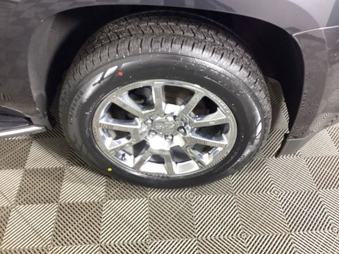 Used 2020 GMC Yukon XL Denali w/ Open Road Package image 7