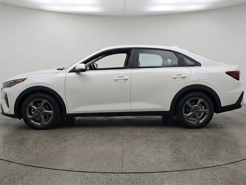 Used 2025 Kia K4 LXS FWD image 5