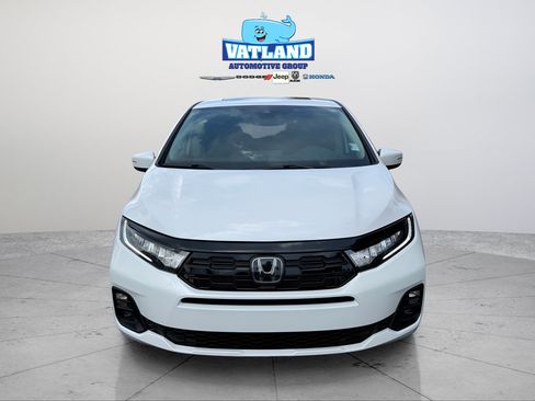 New 2026 Honda Odyssey Touring image 8