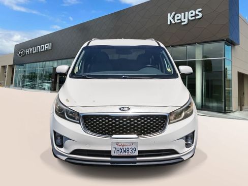 Used 2015 Kia Sedona SX FWD image 2