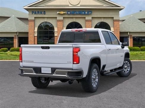 New 2026 Chevrolet Silverado 2500 LTZ w/ LTZ Premium Package AWD/4WD image 5