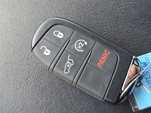 Used 2021 Jeep Compass Latitude AWD/4WD image 30