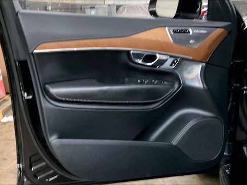 Used 2019 Volvo XC90 T6 Inscription w/ Advanced Package image 25