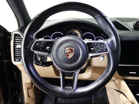 Used 2022 Porsche Cayenne Platinum Edition AWD/4WD image 42