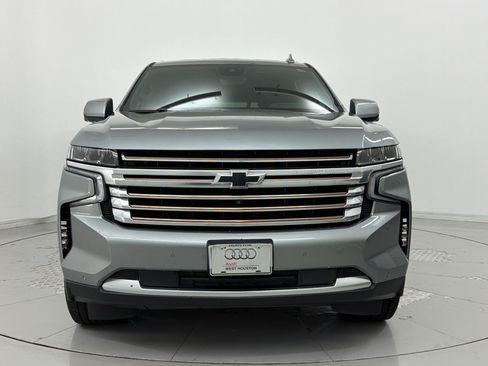 Used 2023 Chevrolet Suburban High Country w/ Premium Package 2 RWD image 6