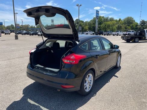 Used 2016 Ford Focus SE FWD image 37