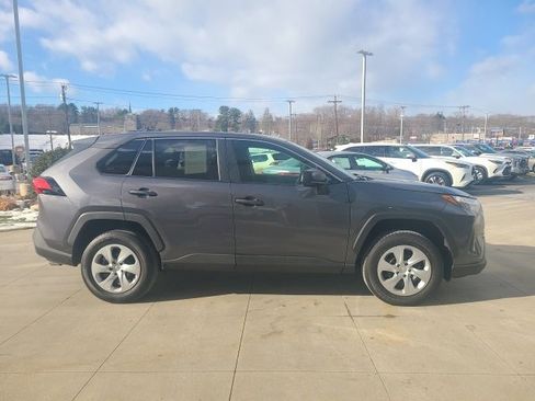 Used 2024 Toyota RAV4 LE image 8