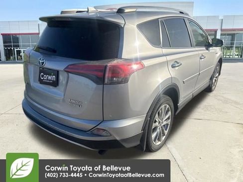 Used 2018 Toyota RAV4 Limited w/ Advanced Technology Package AWD/4WD image 32