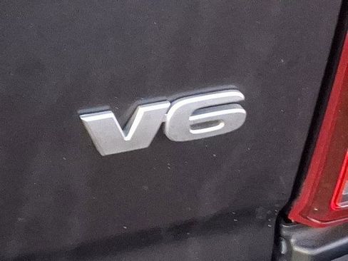 Certified 2020 Toyota Tacoma SR image 6