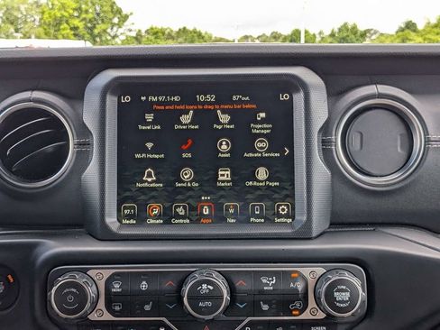 Used 2021 Jeep Wrangler Unlimited Sahara w/ Cold Weather Group AWD/4WD image 17