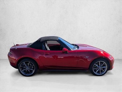 Used 2019 MAZDA MX-5 Miata Grand Touring image 4