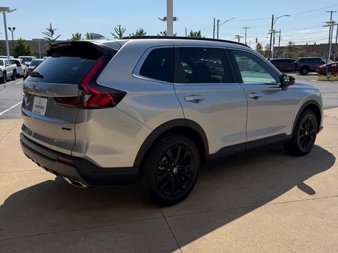 Used 2025 Honda CR-V Sport-L image 4