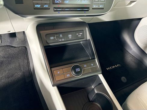 Used 2024 Hyundai Kona SEL FWD image 15